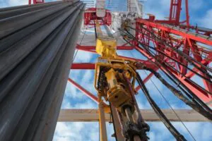 Oil drilling fluid circulation system