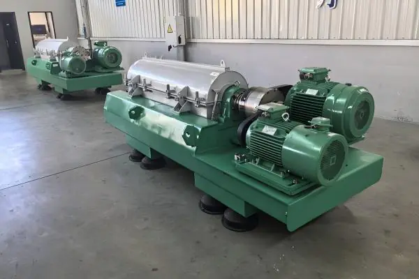 sludge dewatering centrifuge